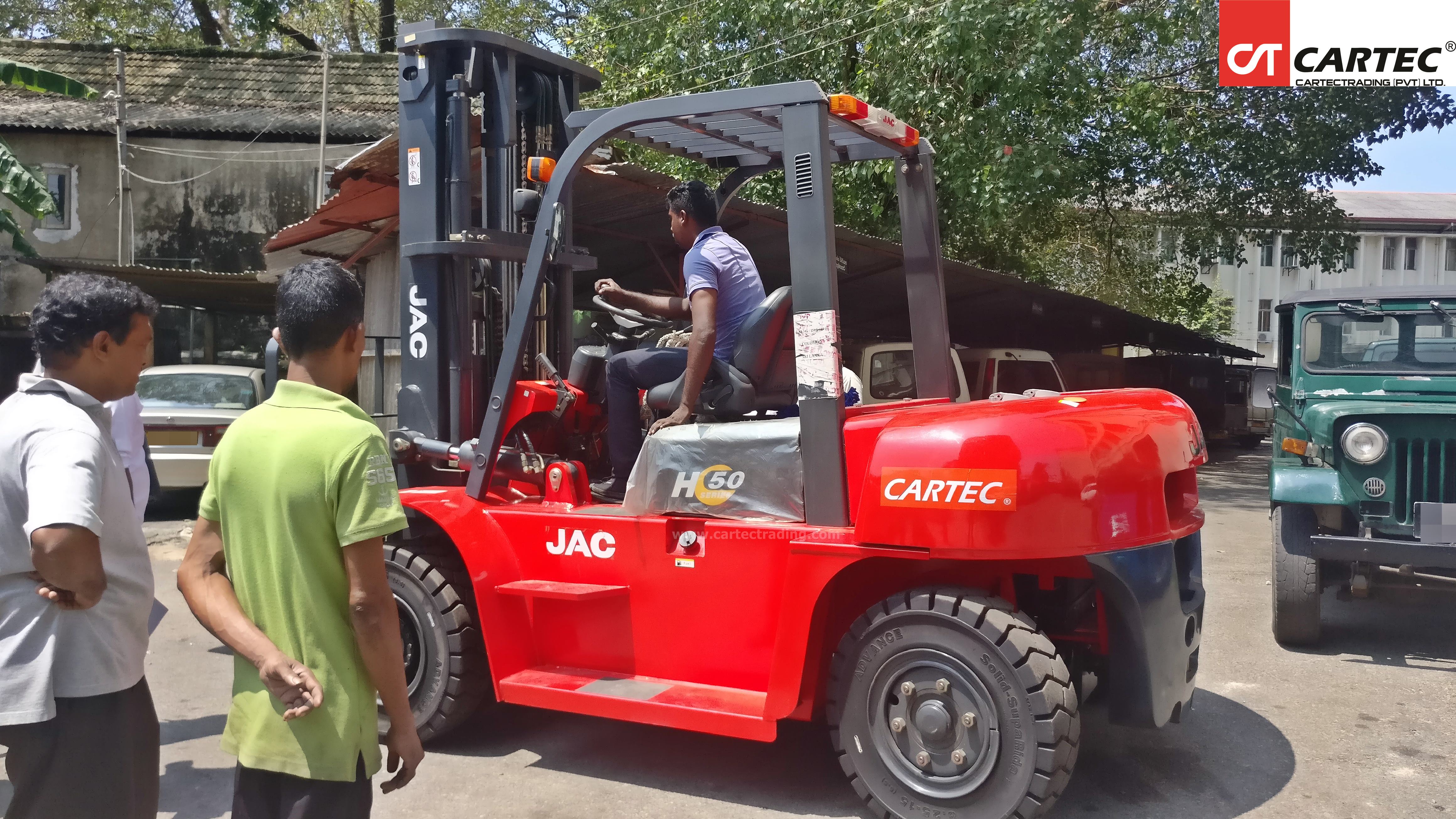 Ceylon Transport Board forklift supply - Image 6