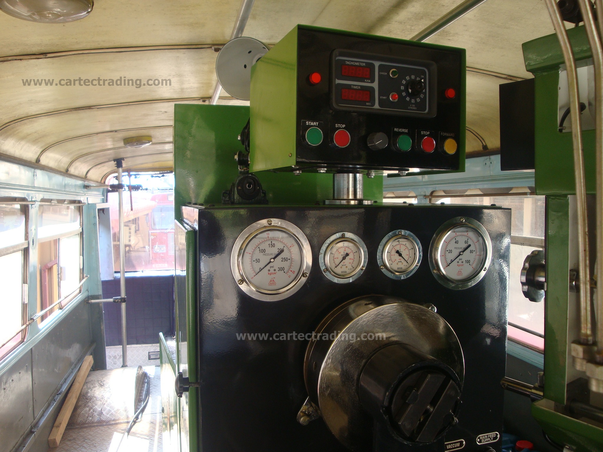 Diesel Injector Test Bench for Ceylon Transport Board - Image 3